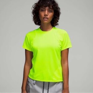 lululemon athletica Lightweight Cinched Hem Hiking T-Shirt Neon Yellow 10